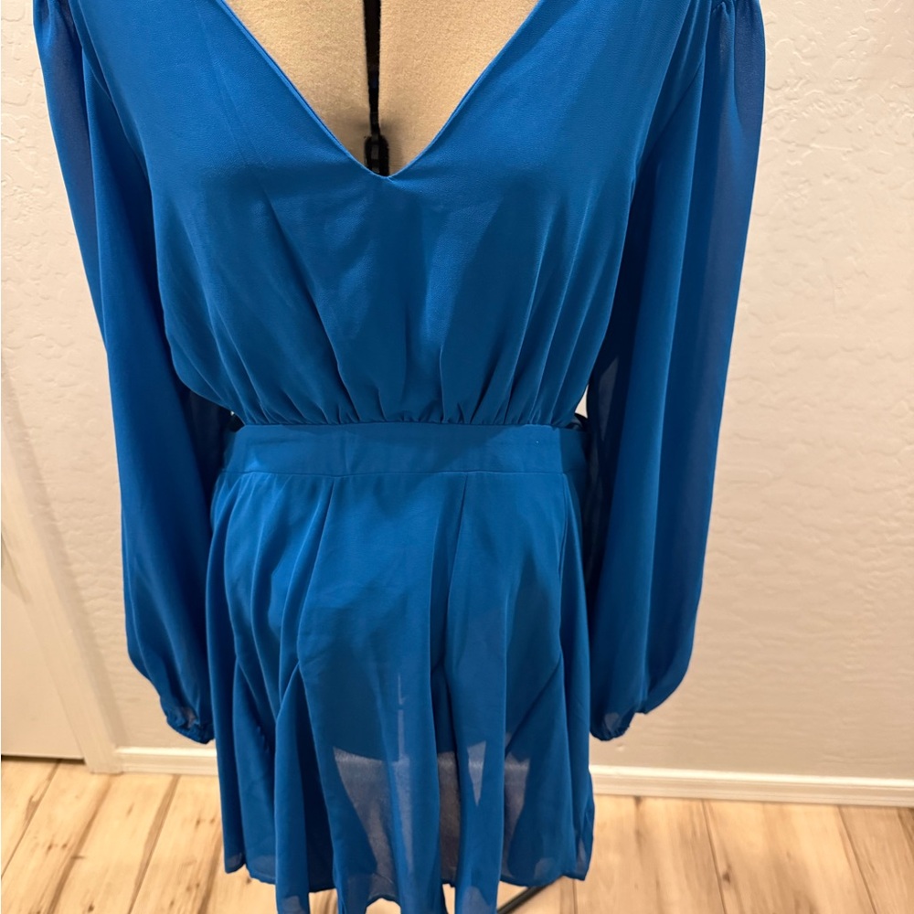 Pink Lily Vibrant Blue V-Neck Blouse